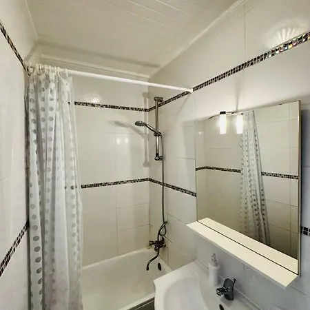 L'echappee: Renove 30m2 Plage- Centre Apartment *